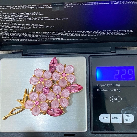 Vintage Unsigned Pink Rhinestones Flower Bouquet Brooch - Picture 8 of 15